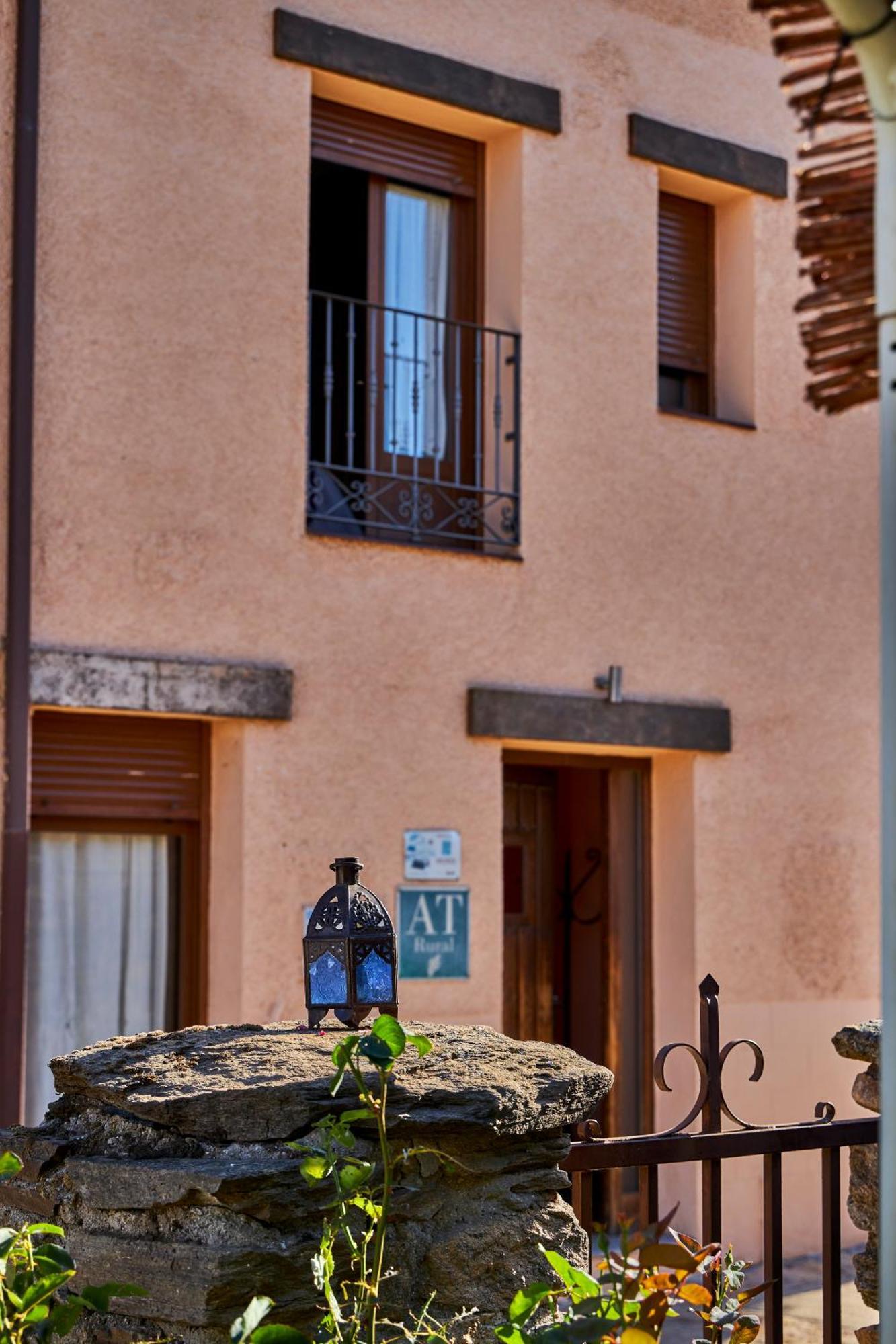 Alojamiento Rural Fuente del Arca  Pradena del Rincon Esterno foto